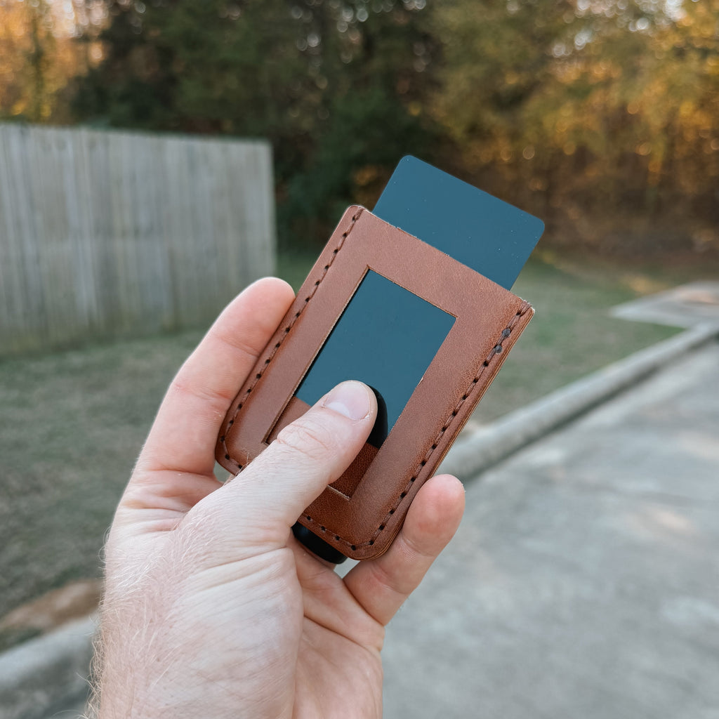 VERTICAL CARD HOLDER - ID WINDOW