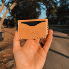 MINIMALIST CARD HOLDER